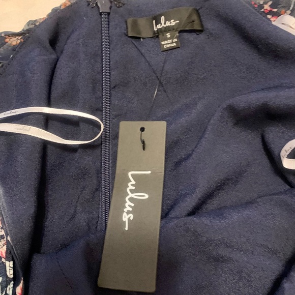 Lulus Navy Blue floral dress NWTs small - Picture 4 of 6